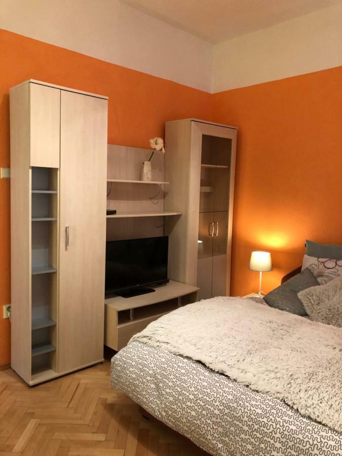 Apartman Orchidej U Vridla Karlsbad Eksteriør billede