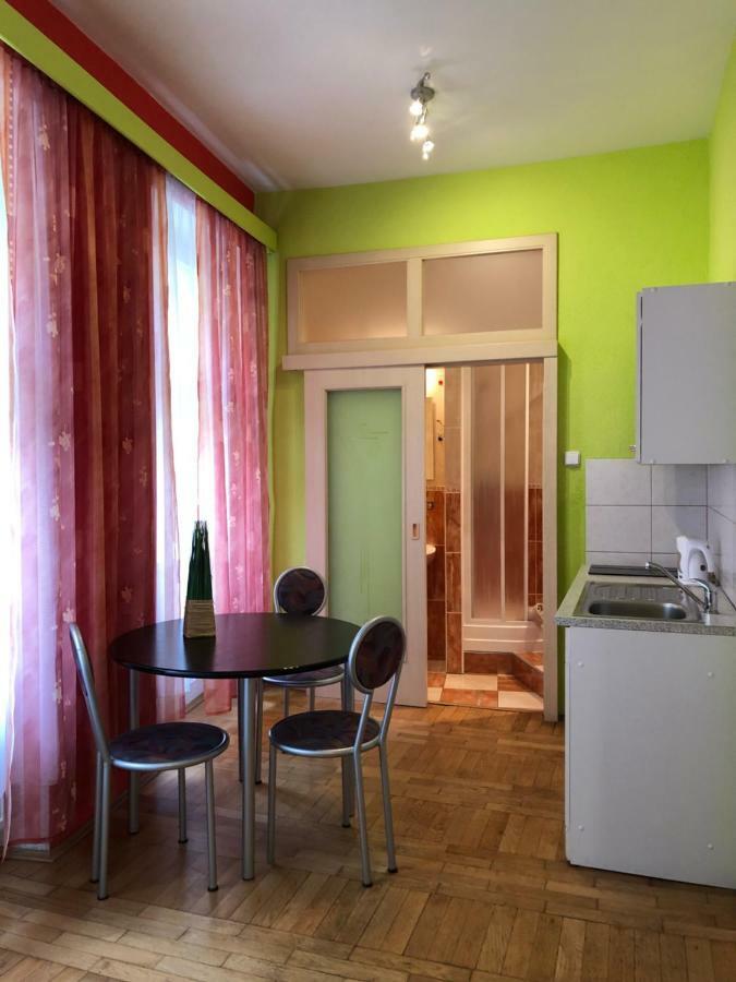 Apartman Orchidej U Vridla Karlsbad Eksteriør billede