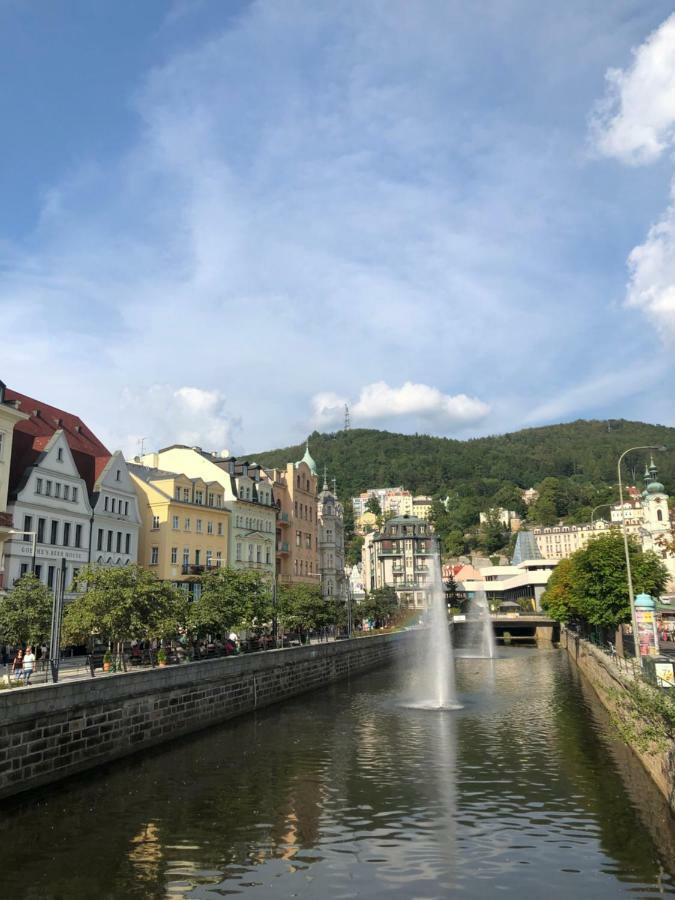 Apartman Orchidej U Vridla Karlsbad Eksteriør billede