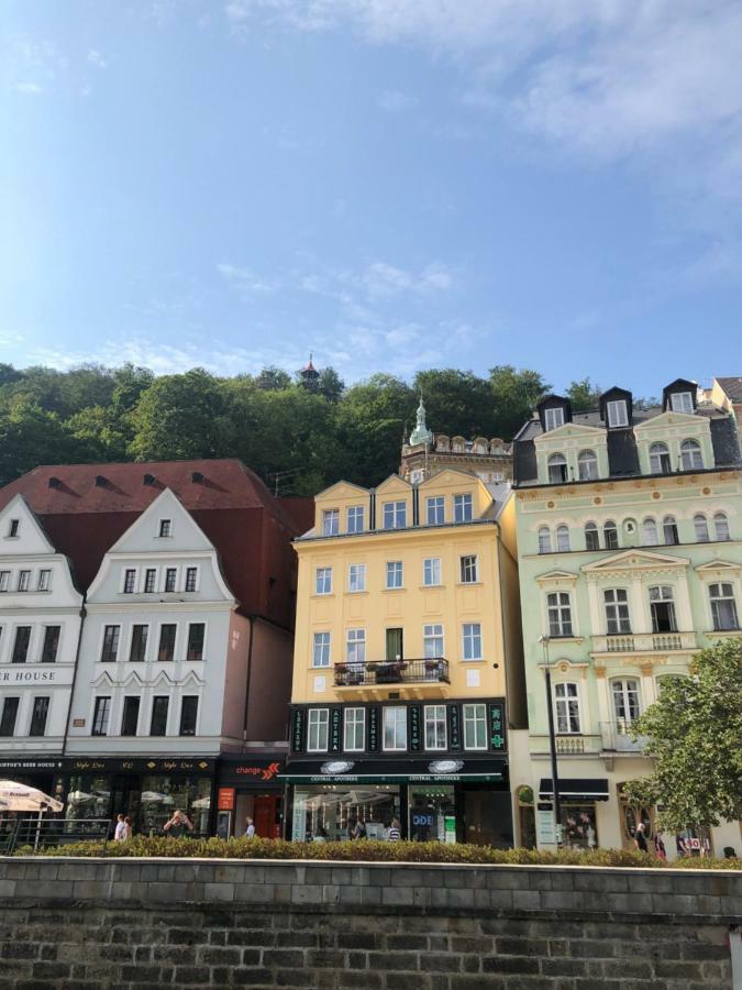 Apartman Orchidej U Vridla Karlsbad Eksteriør billede